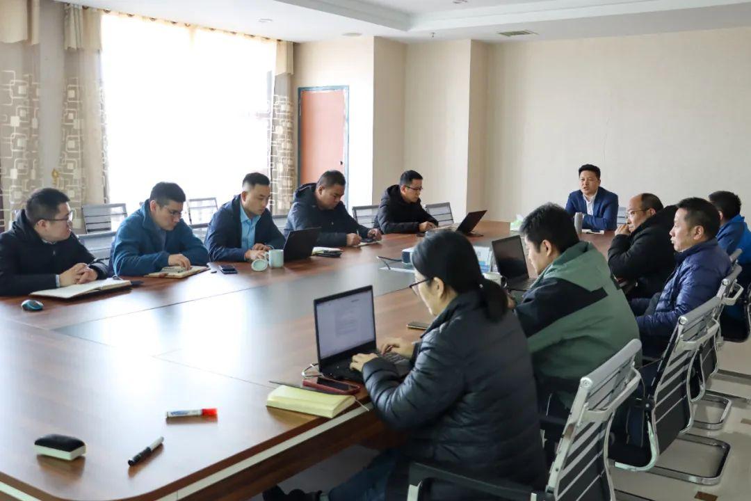 ef56ece4cfde4e92b9d54e69eb695d9e_noop.jpg ef56ece4cfde4e92b9d54e69eb695d9e_noop.jpg